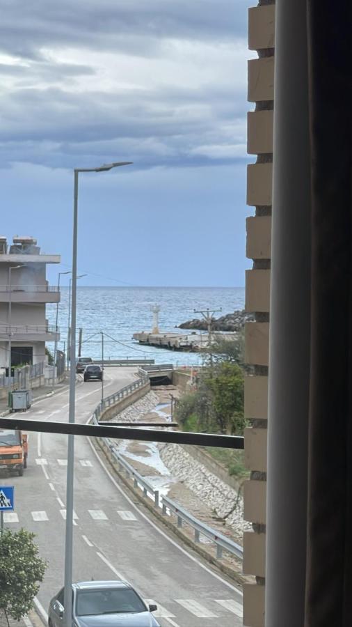 Mia Marine Rooms Himare Luaran gambar