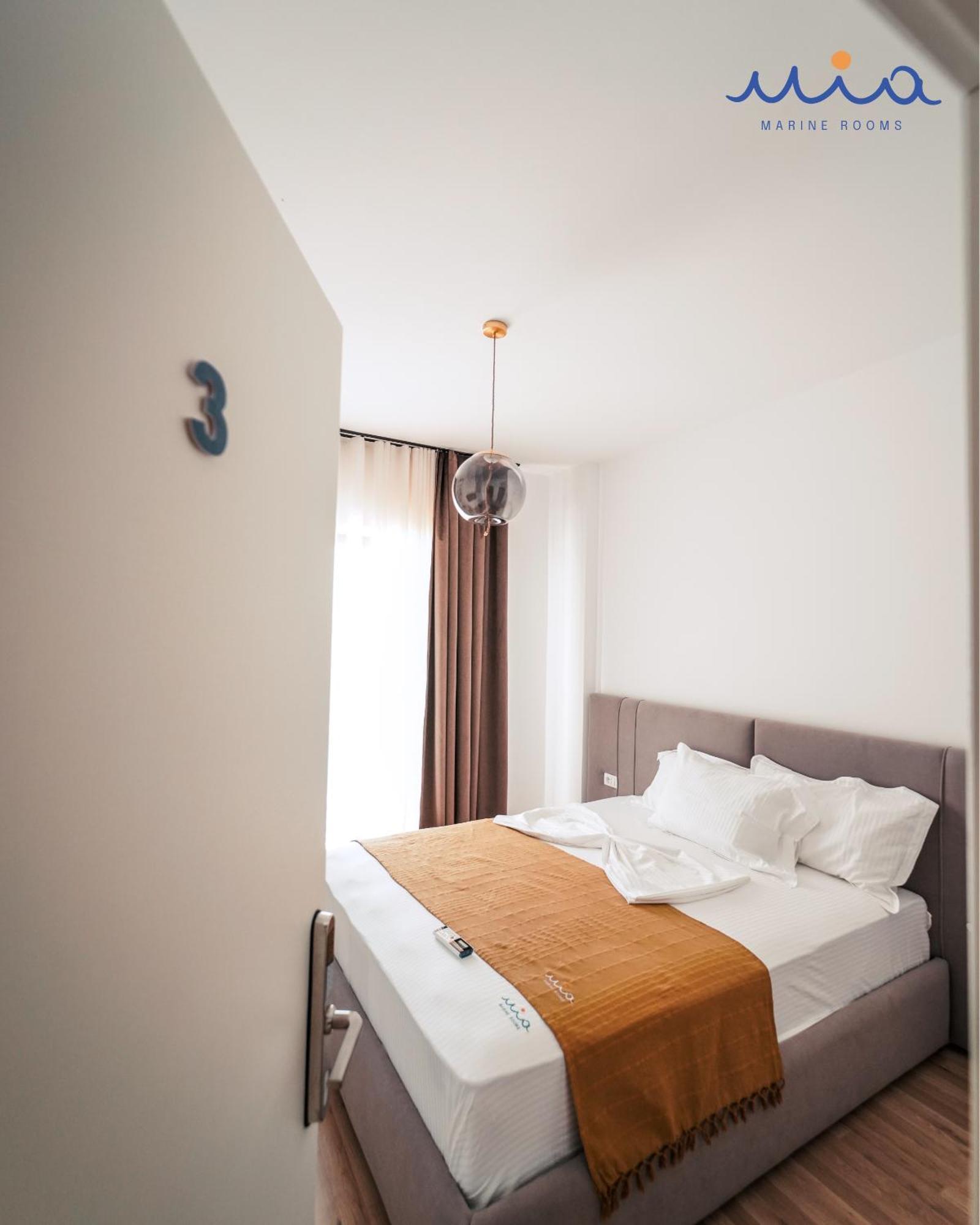 Mia Marine Rooms Himare Bilik gambar